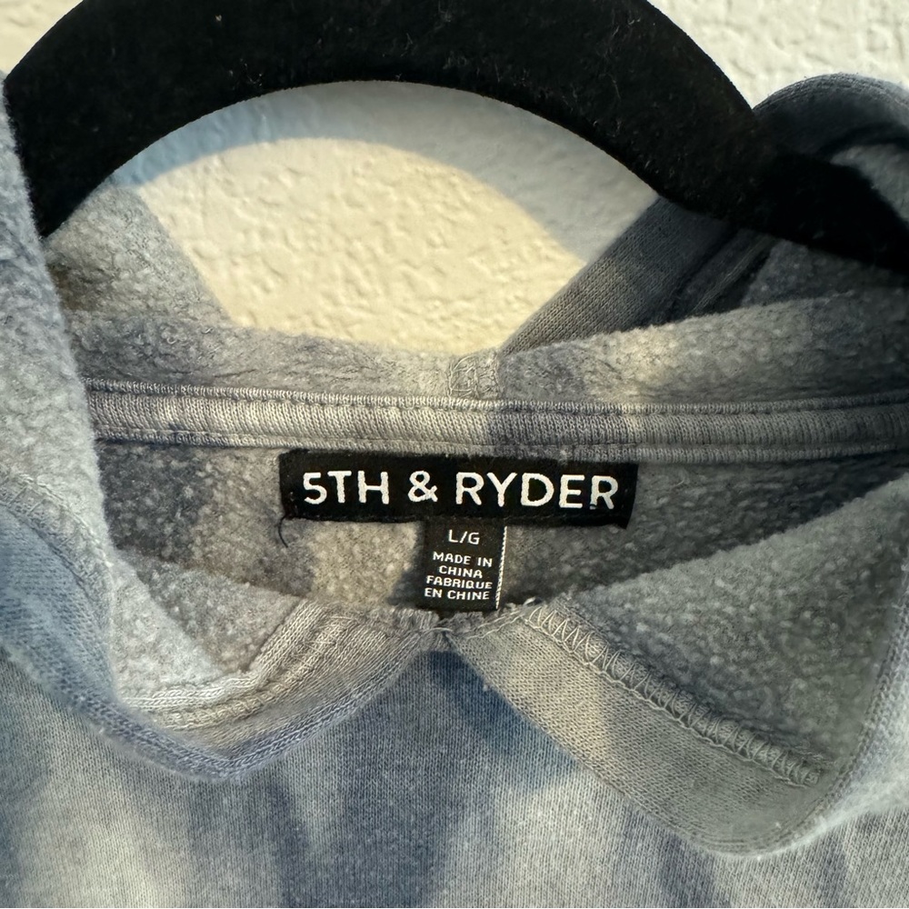 Bundle - 5th and Ryder & Old Navy Fleece Sweatshirts. Size Youth Boys  L - Picture 8 of 17